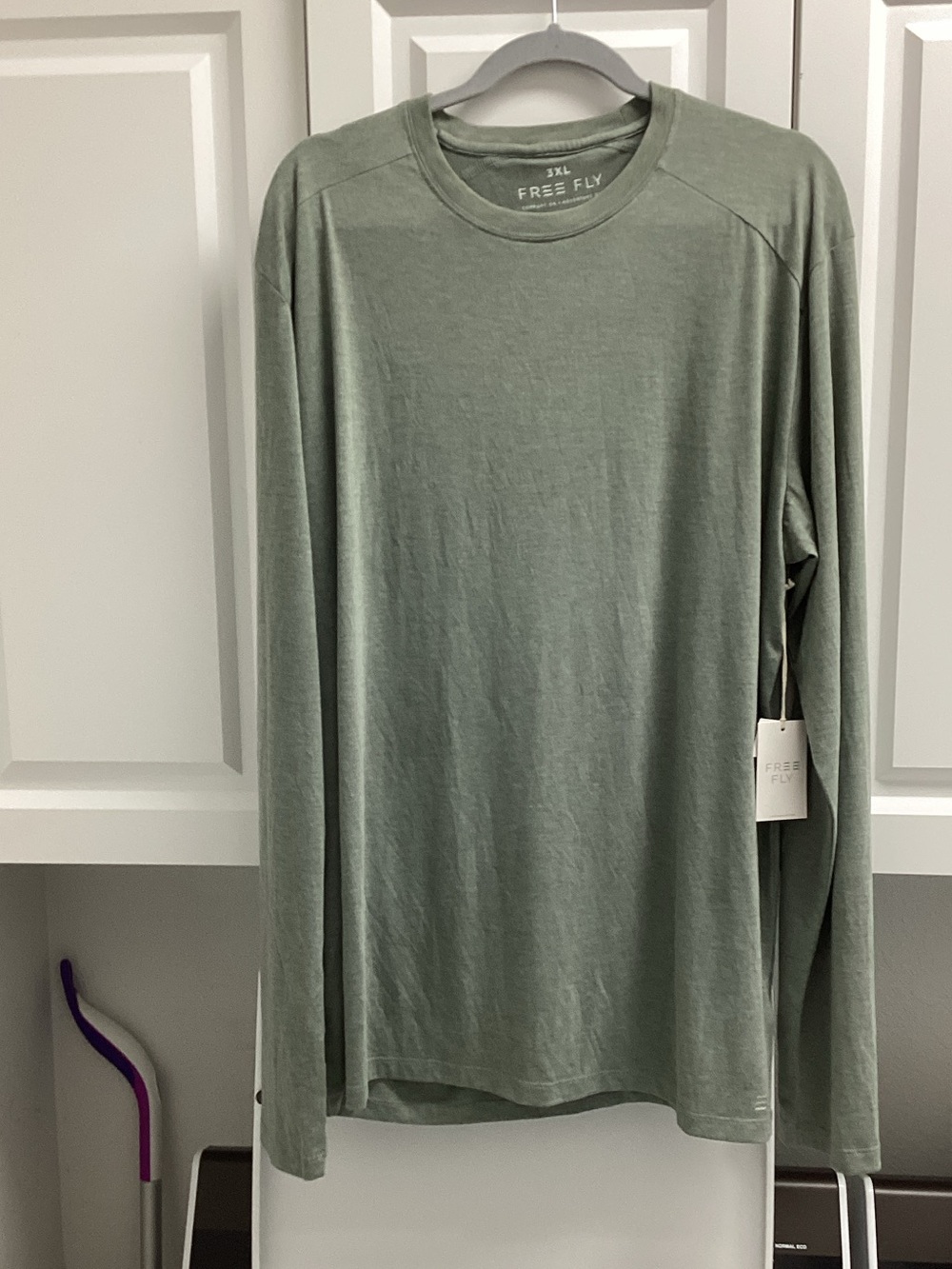 Free Fly Apparel Long Sleeve Crew in Sage